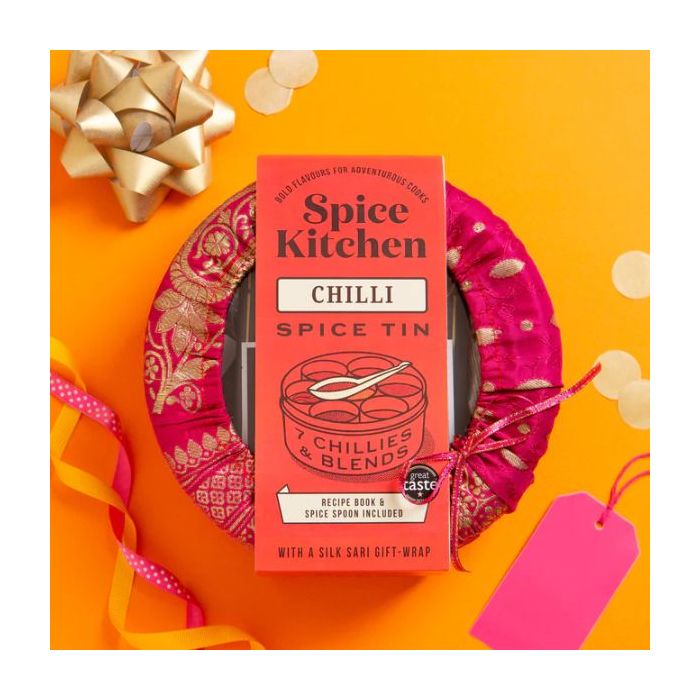 SPICE KITCHEN Gift Wrapped Spice Tin (7 Chillies & Blends) 130g 