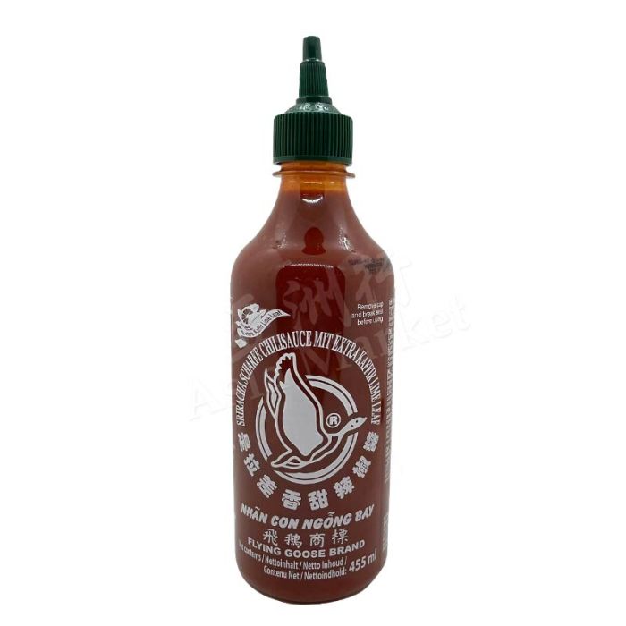 FLYING GOOSE  Sriracha Hot Chili Sauce  with extra Kaffir lime Leaves 455ml 飛鵝牌是拉差青檸味