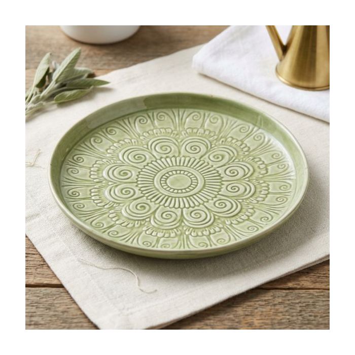 Candlelight 32cm Round Metal Embossed Tray with Olive 