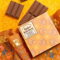 SPICE KITCHEN Gingerbread & Honeycomb Milk Chocolate Bar 80g 