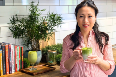 Dalgona Coconut Matcha Recipe by Eva Pau