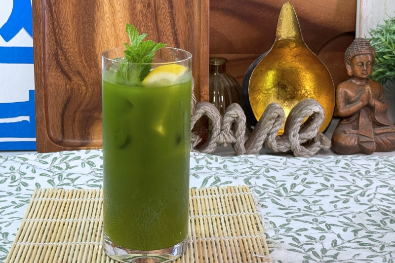 Lemonade Matcha Drink Recipe by Eva Pau