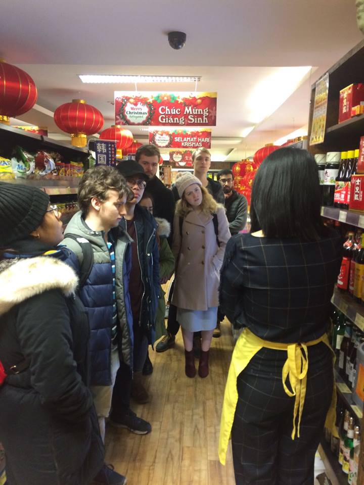 Students Tour to Asia Market Students Tour to Asia Market