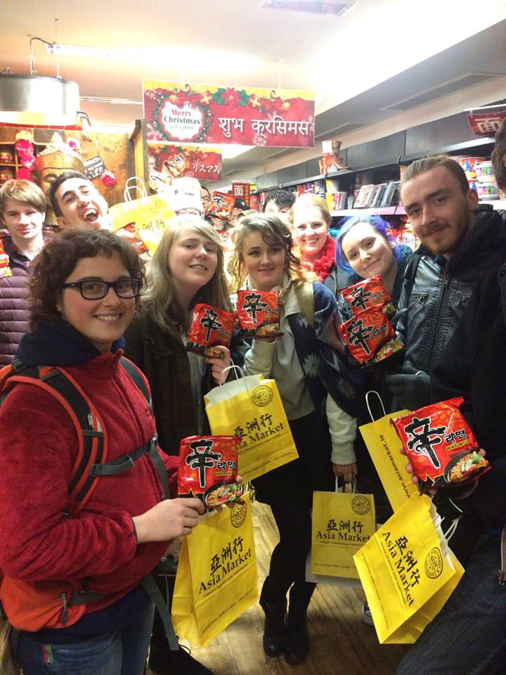 Students Tour to Asia Market Students Tour to Asia Market